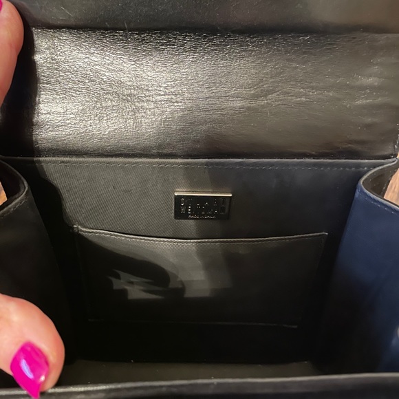 Stuart Weitzman shoulder bag - Picture 4 of 13